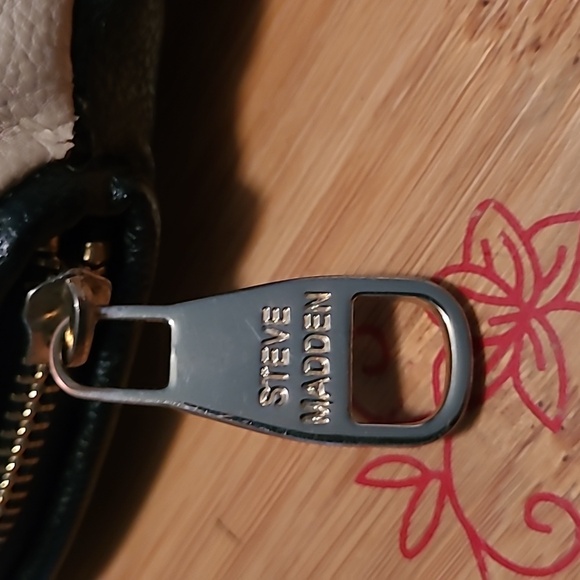 Steve Madden handbag quilted - Picture 4 of 10